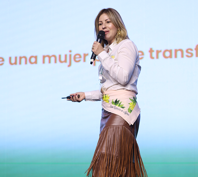 Carla Aquino — Assunção